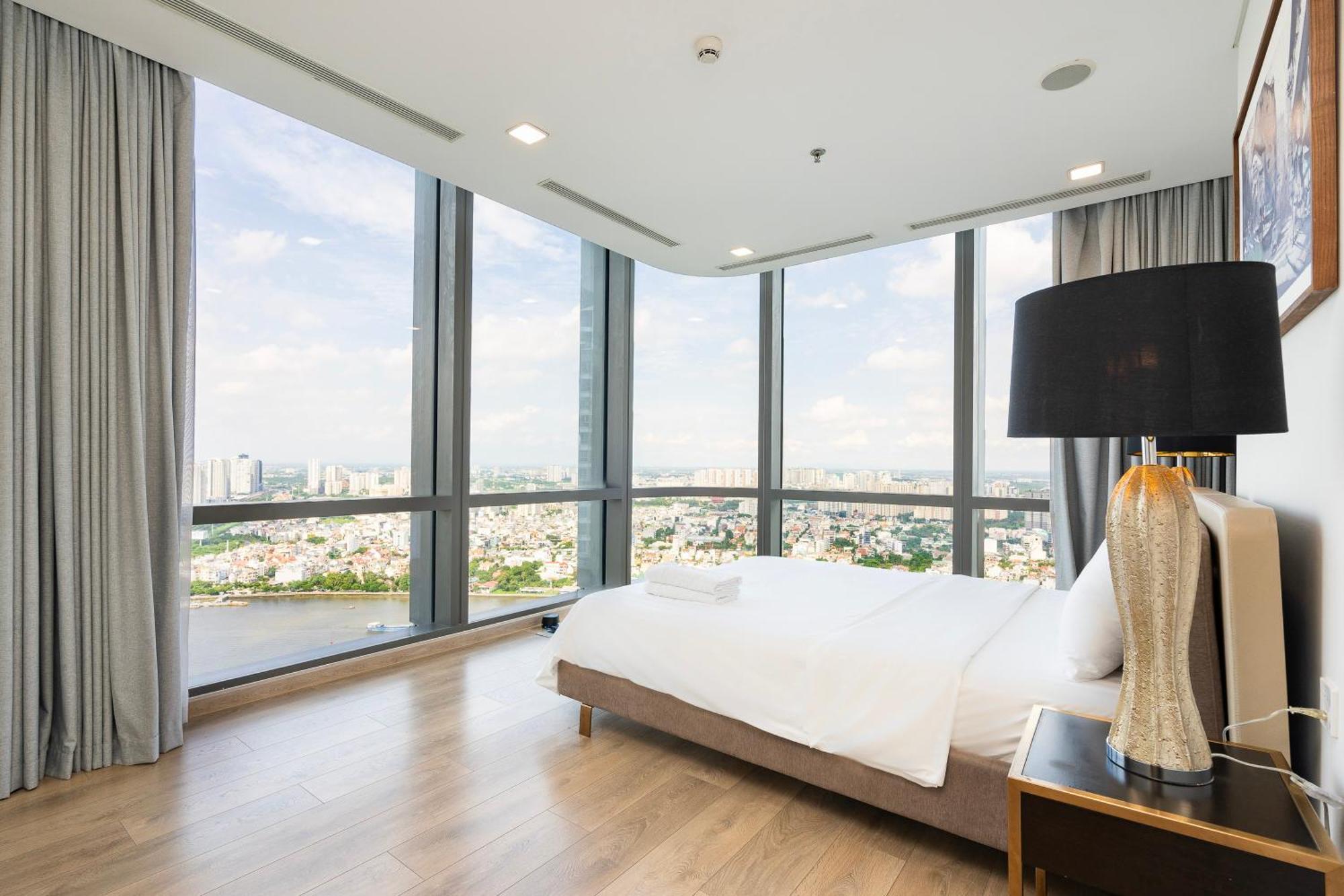 The Landmark 81 Resident Covent Garden Apartment